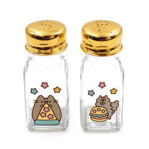 Pusheen Box Winter 2020 Salt and Pepper Shaker Set